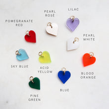 Cargar imagen en el visor de la galería, MIX &amp; Match HEART hoops small in 9 colours - AYR TAN
