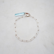 Cargar imagen en el visor de la galería, Fira link chain bracelet silver - AYR TAN

