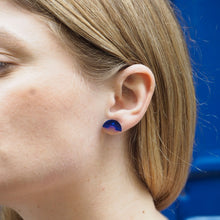 Cargar imagen en el visor de la galería, ARC blue minimal stud earrings - AYR TAN
