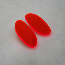 Charger l&#39;image dans la galerie, ALAS blood orange statement earrings studs - AYR TAN
