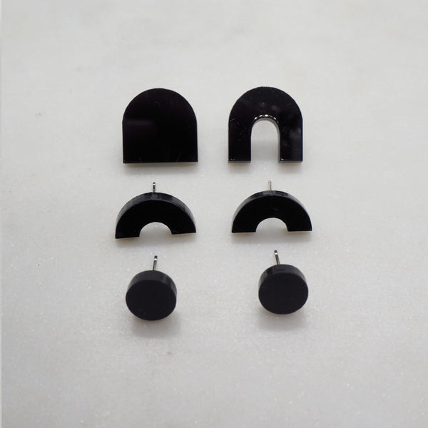ARC black minimal stud earrings - AYR TAN