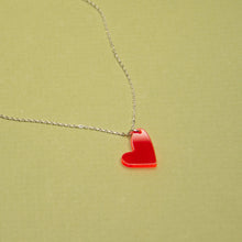 Charger l&#39;image dans la galerie, MELTING HEART necklace chalk white gold - small - AYR TAN
