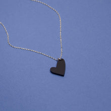 Carica l&#39;immagine nel visualizzatore di Gallery, MELTING HEART necklace black gold - small - AYR TAN
