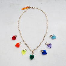 Laden Sie das Bild in den Galerie-Viewer, Naoussa link chain necklace gold + mini heart charm - AYR TAN
