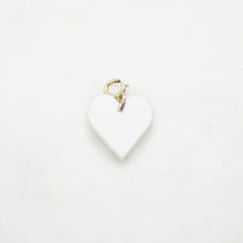 Laden Sie das Bild in den Galerie-Viewer, COSMOS bracelet silver with gold clasp + 1 heart charm of your choice - AYR TAN
