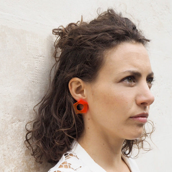 BRUTUS blood orange geometrical stud earrings - AYR TAN